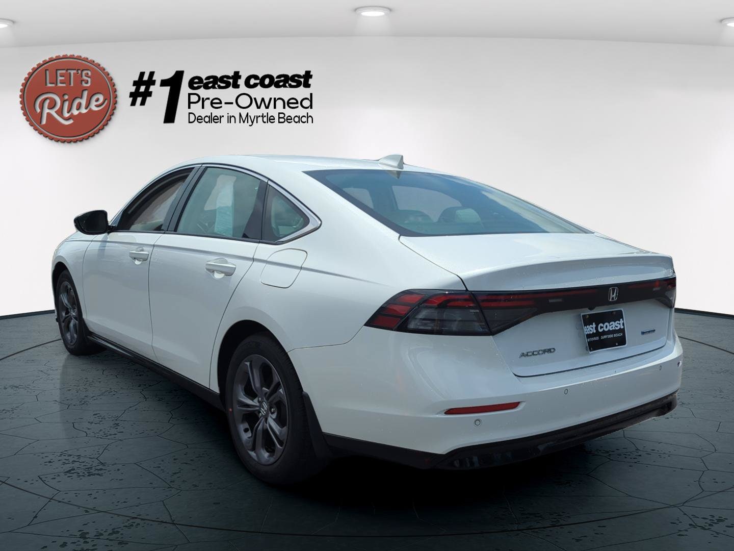 2024 Honda Accord Hybrid EX-L - Photo 10