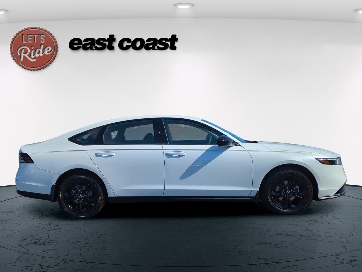 2025 Honda Accord SE photo 4