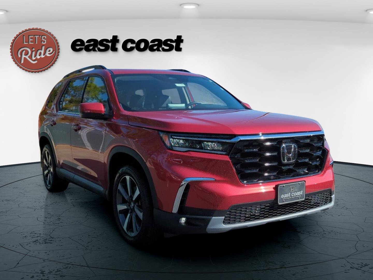 2025 Honda Pilot Touring photo 3