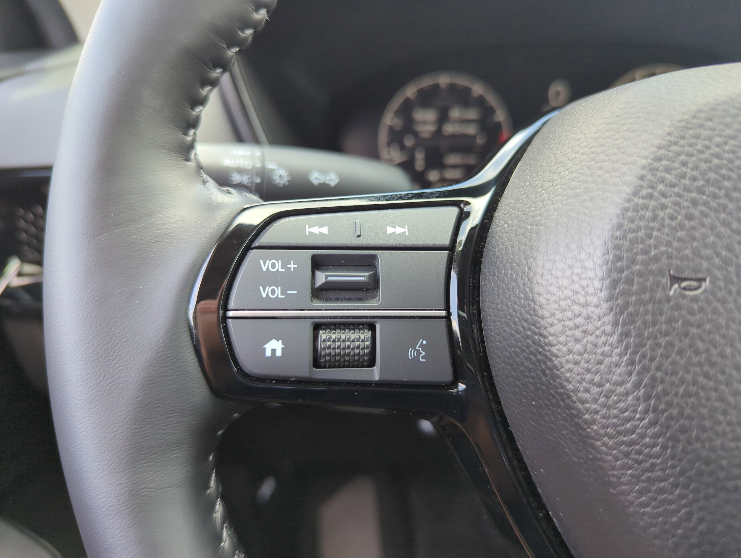 2025 Honda CR-V EX-L - Photo 17