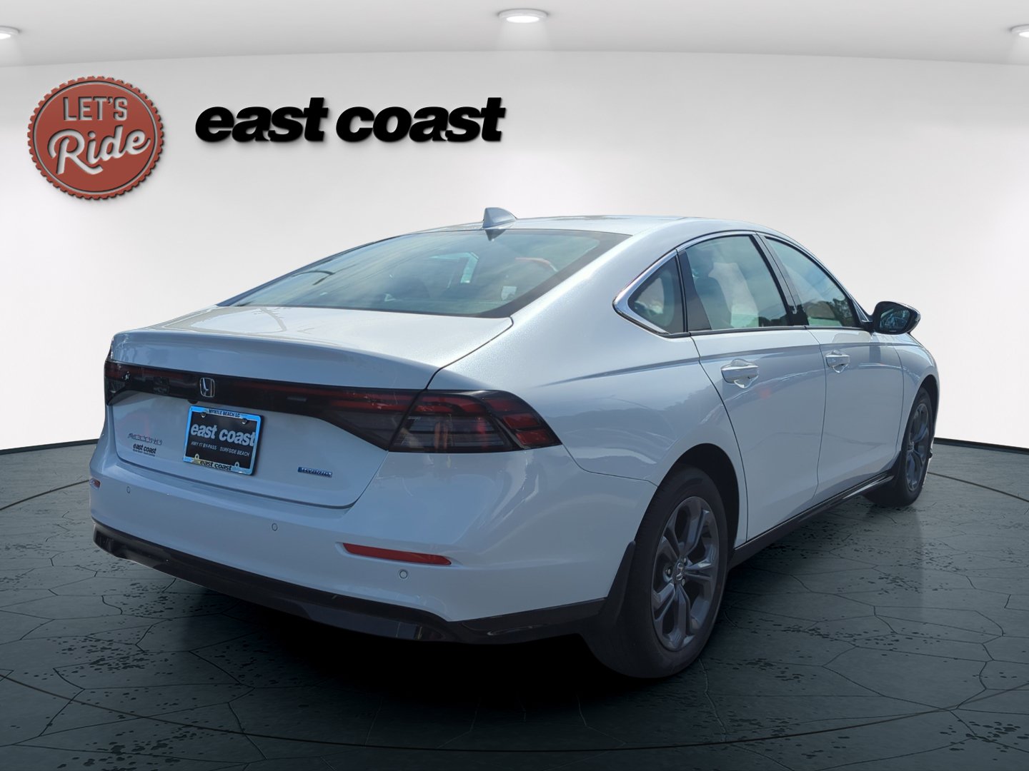 2026 Honda Accord Hybrid EX-L - Photo 7