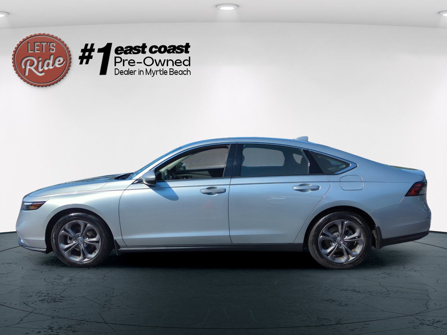 2024 Honda Accord EX - Photo 11