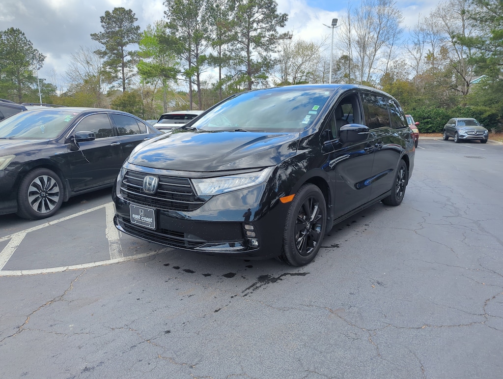 Certified 2024 Honda Odyssey Sport Van