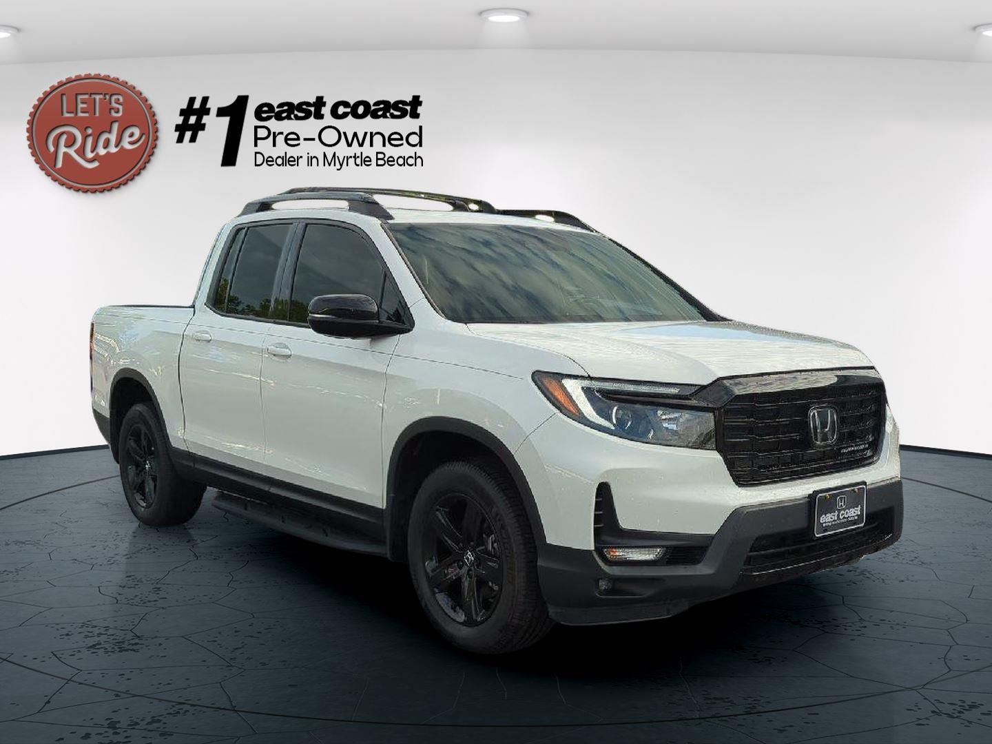 2023 Honda Ridgeline Black Edition photo 2