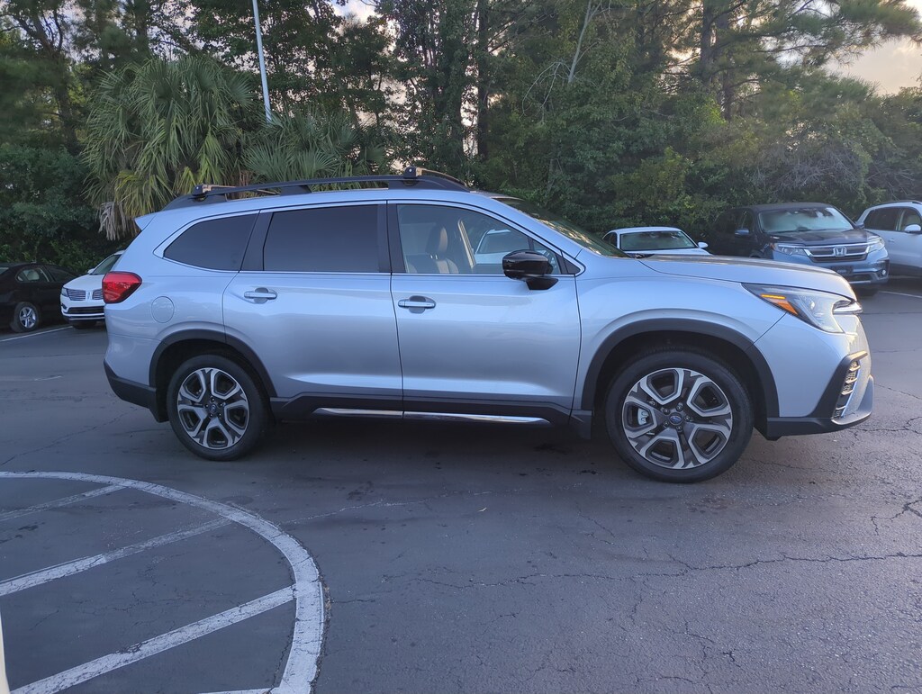 Used 2025 Subaru Ascent Limited SUV