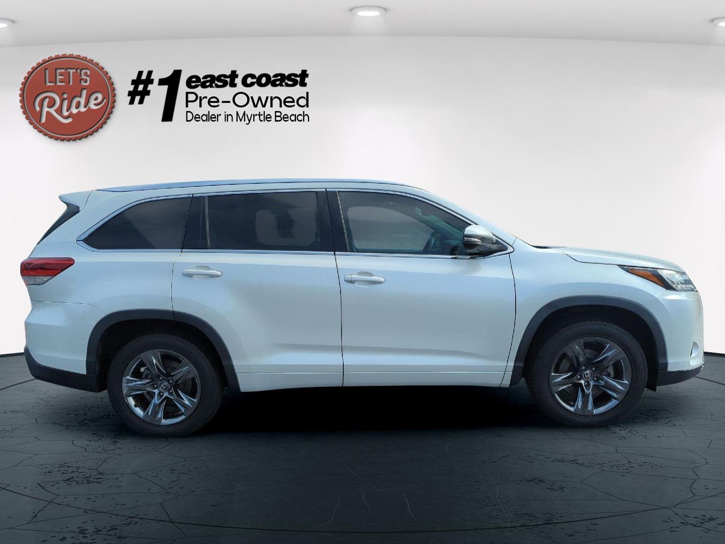 2019 Toyota Highlander Limited Platinum photo 4