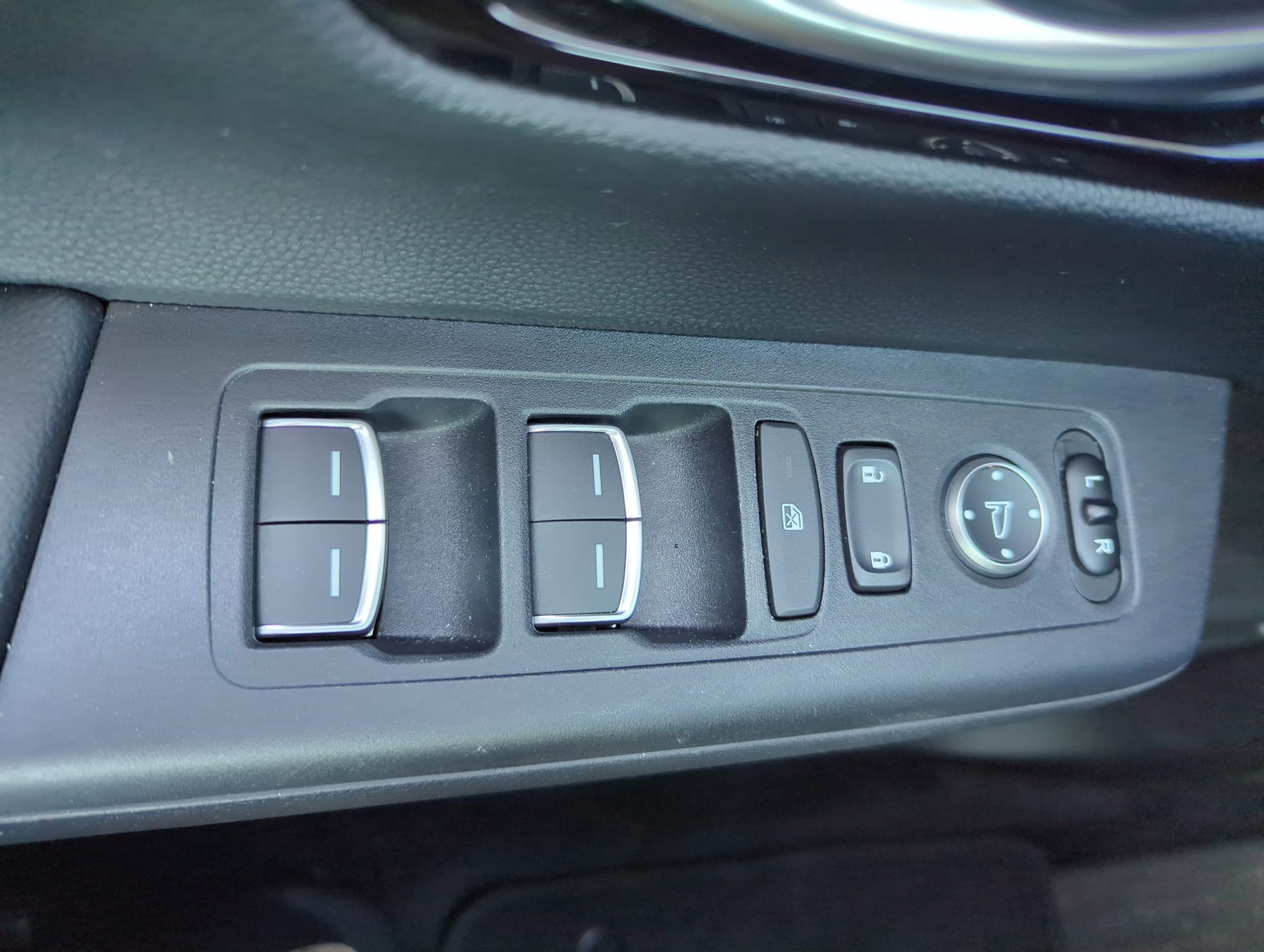 2025 Honda CR-V EX-L - Photo 29