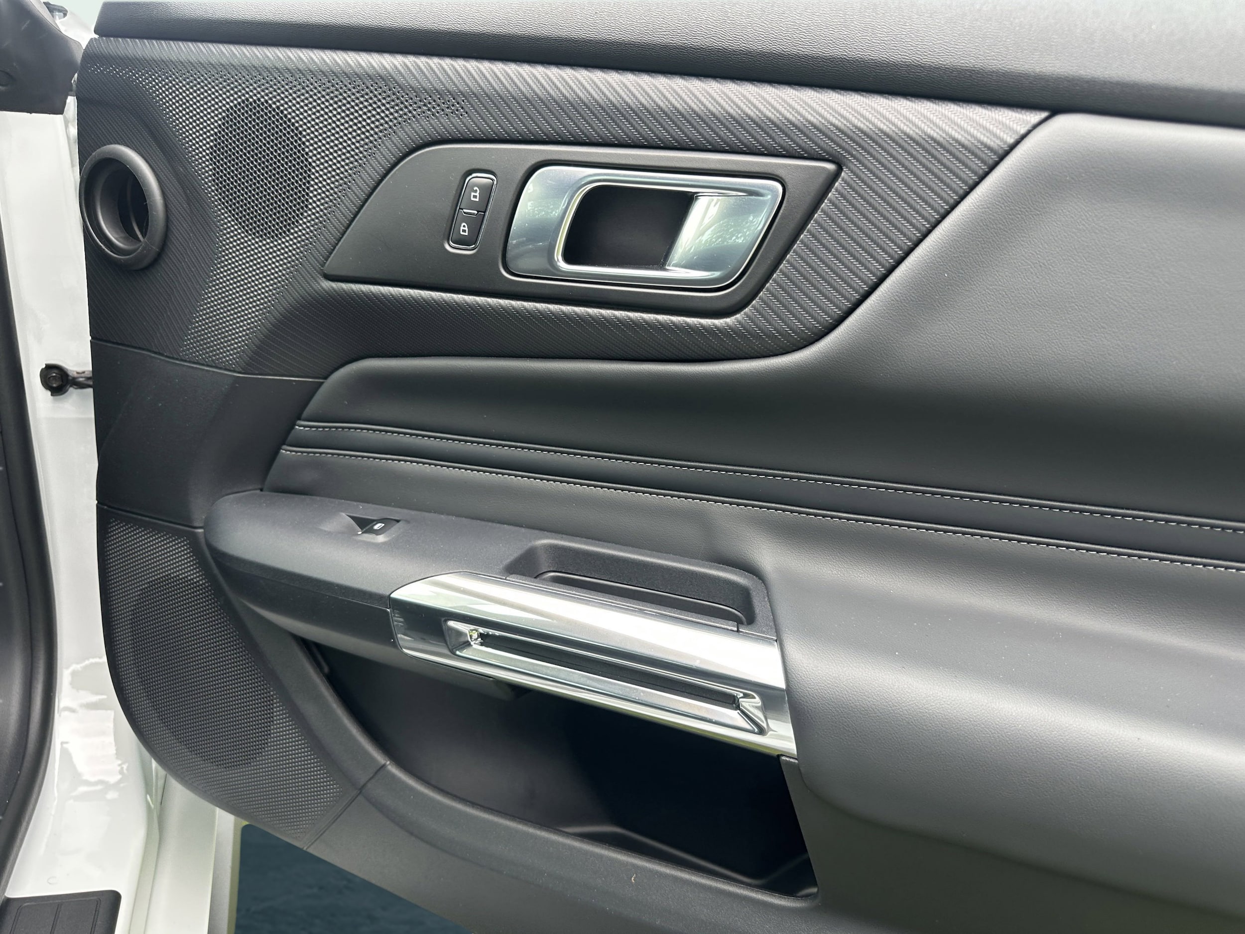 2024 Ford Mustang GT Premium - Photo 9