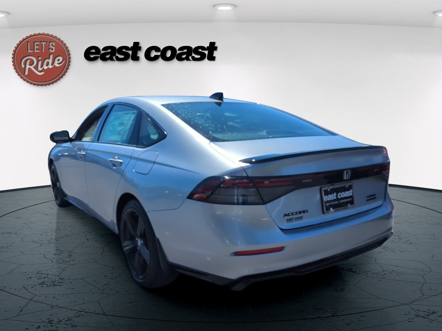 2026 Honda Accord Hybrid Sport-L - Photo 9