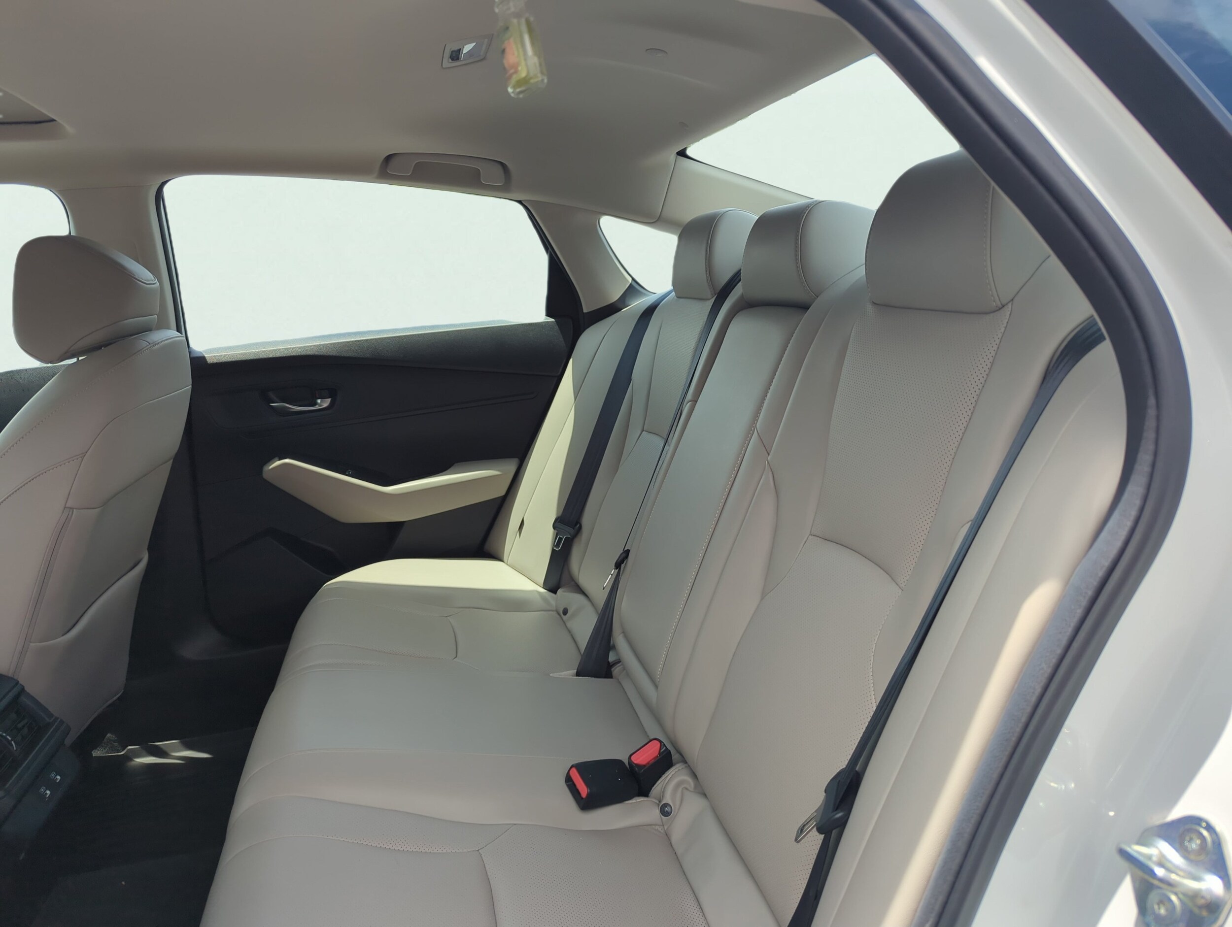 2024 Honda Accord Hybrid EX-L - Photo 15