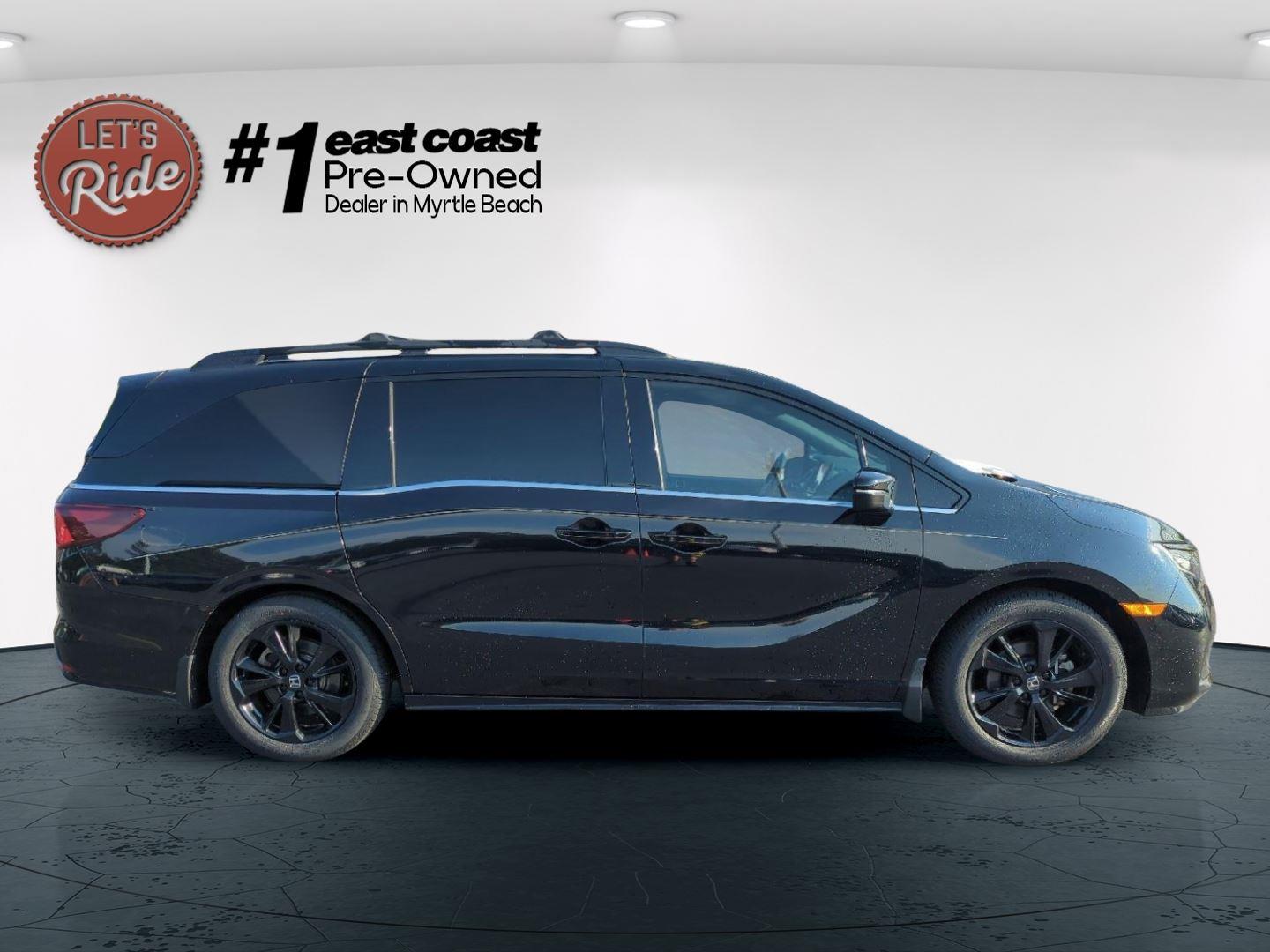 2023 Honda Odyssey Sport photo 4