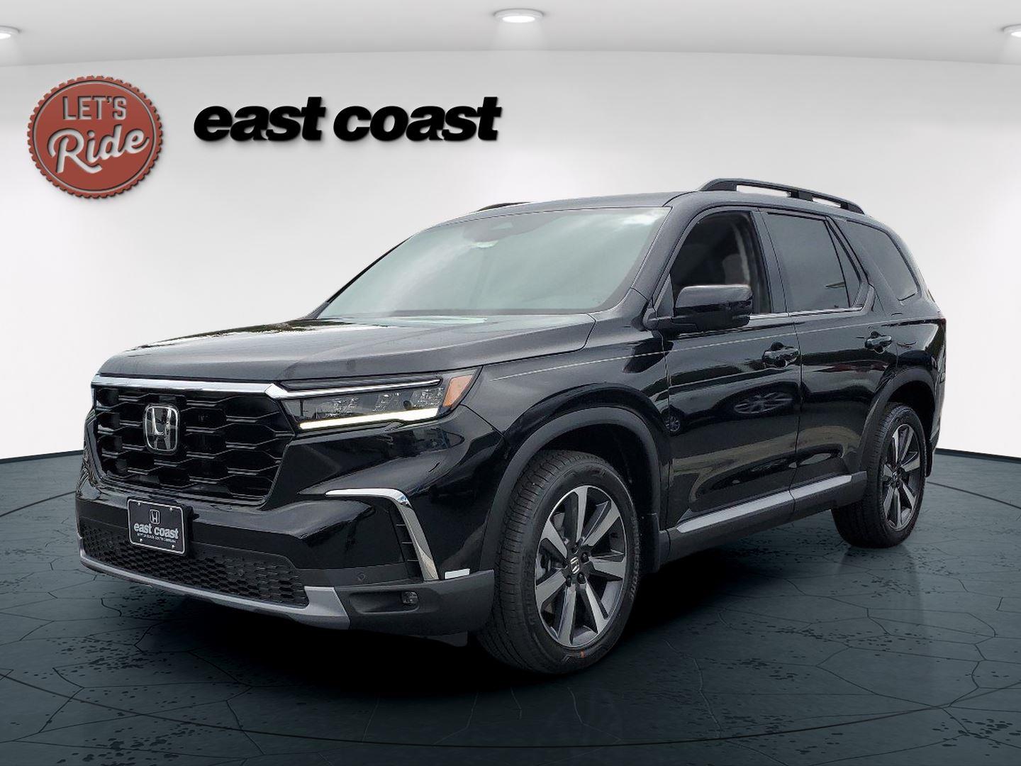 2025 Honda Pilot Touring photo 3