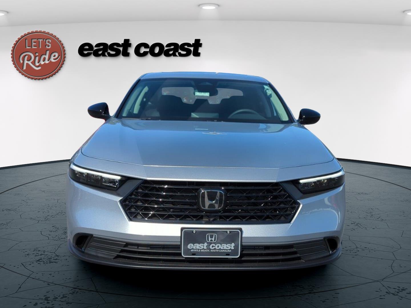 2025 Honda Accord SE photo 2