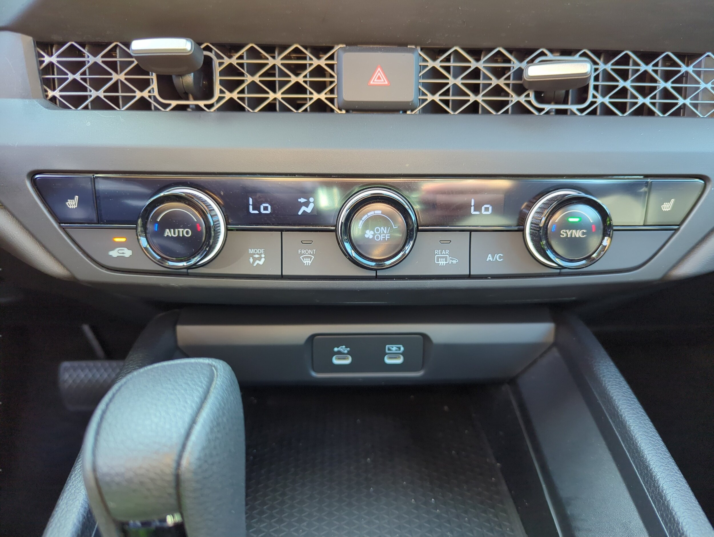 2025 Honda Accord SE - Photo 26