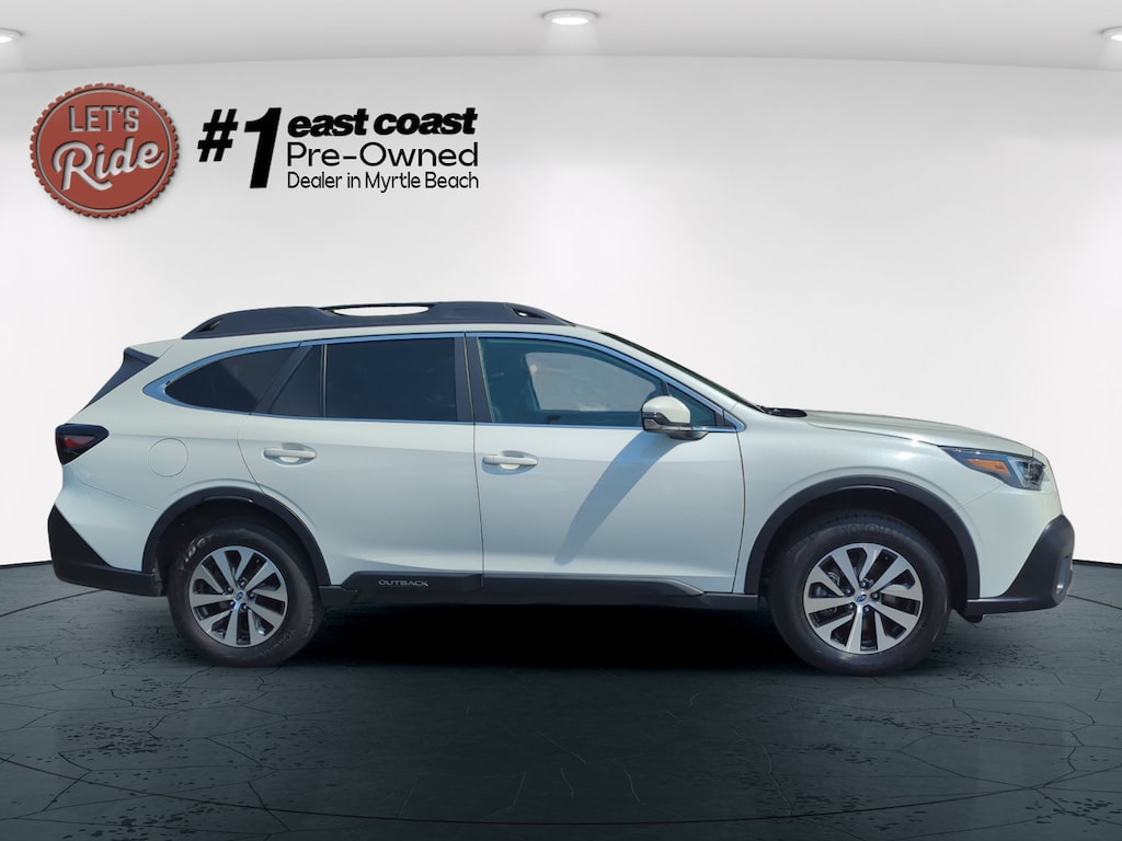 Used 2022 Subaru Outback Premium SUV
