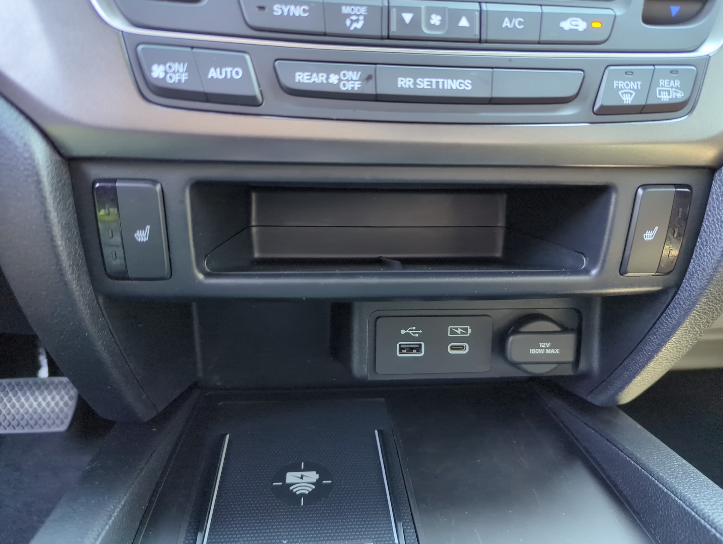 2024 Honda Passport EX-L - Photo 30