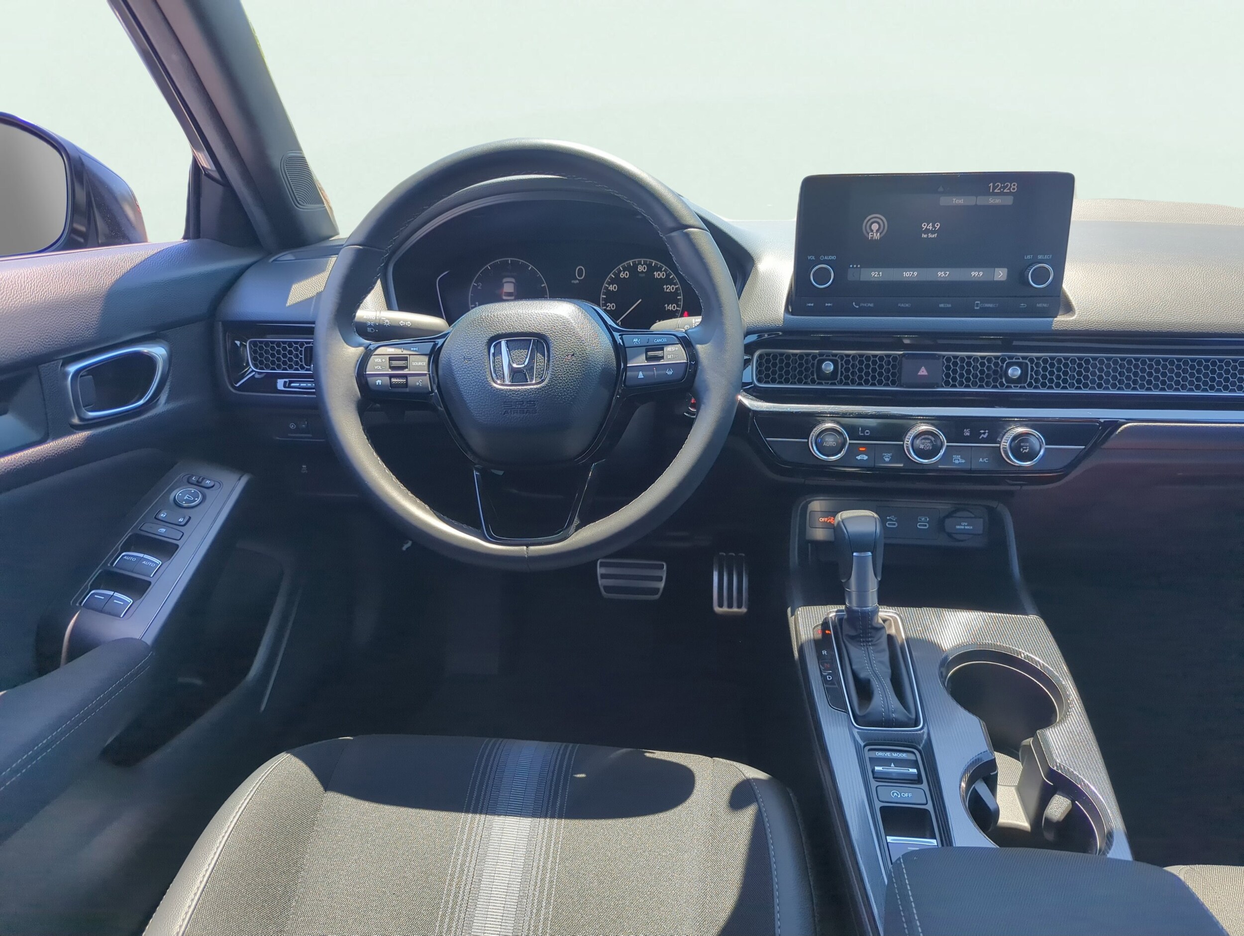2025 Honda Civic Sport - Photo 13
