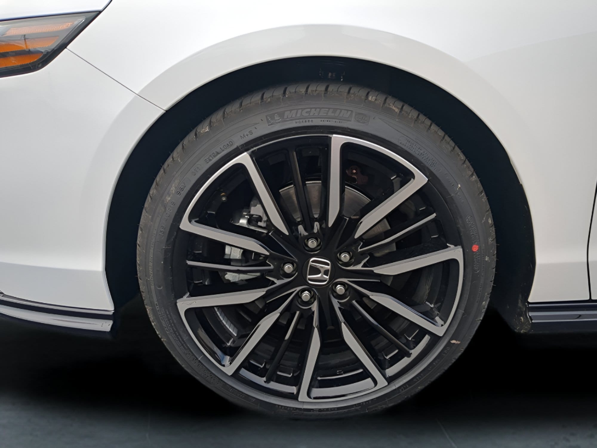 2026 Honda Accord Hybrid Touring - Photo 29