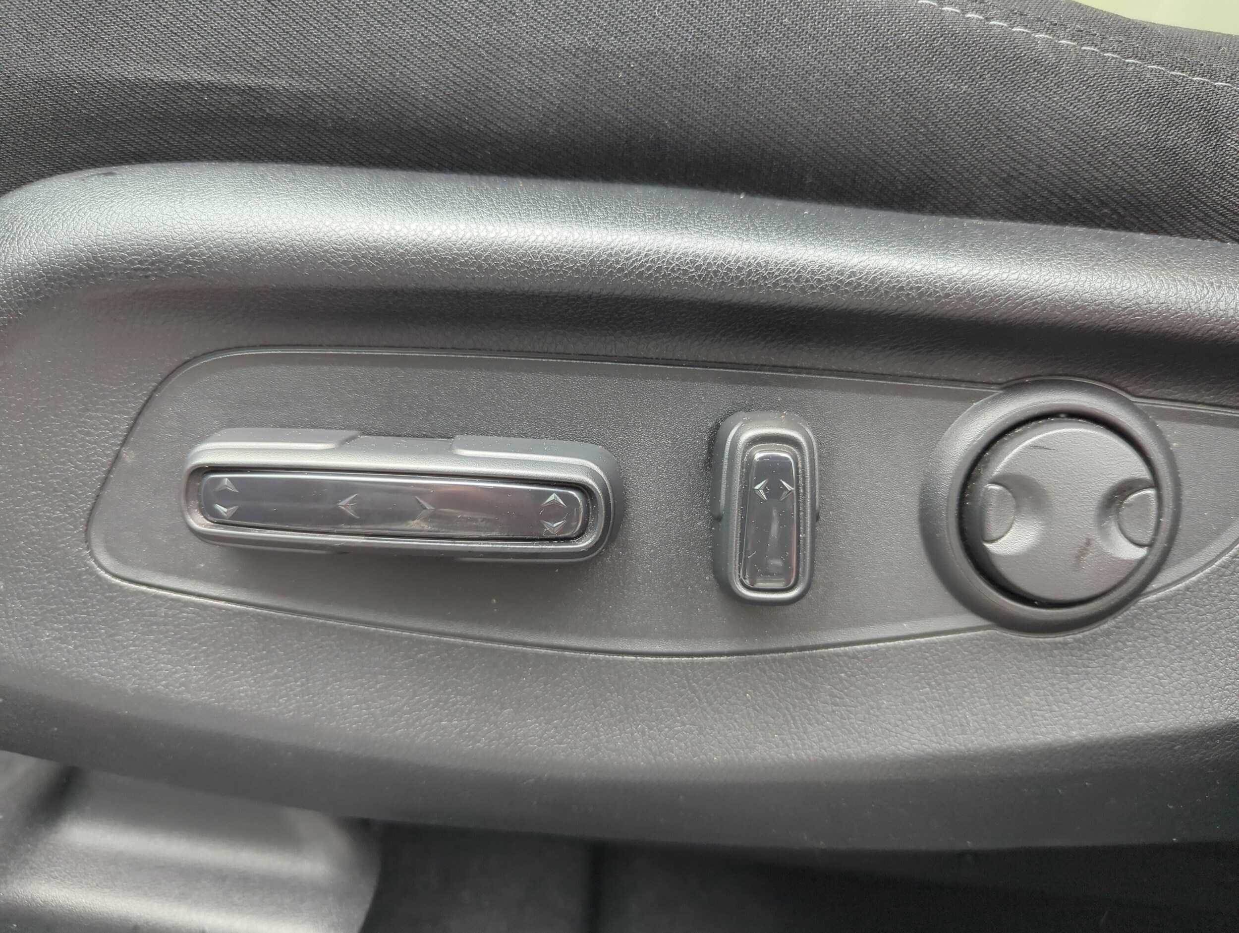 2025 Honda CR-V EX - Photo 30