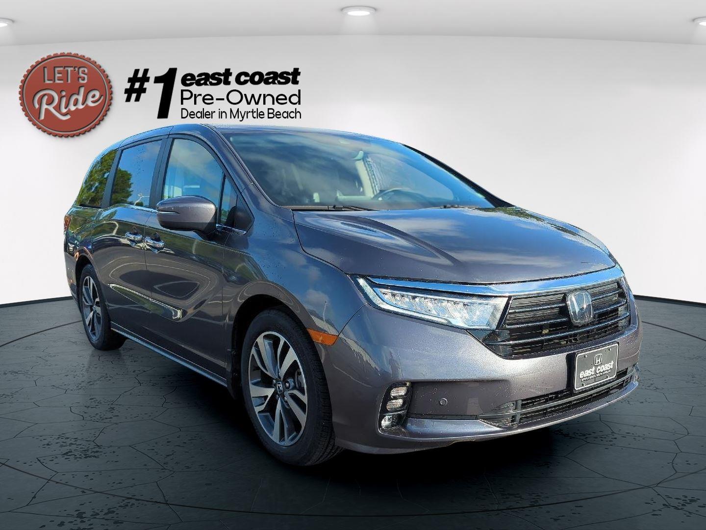 2023 Honda Odyssey Touring photo 3