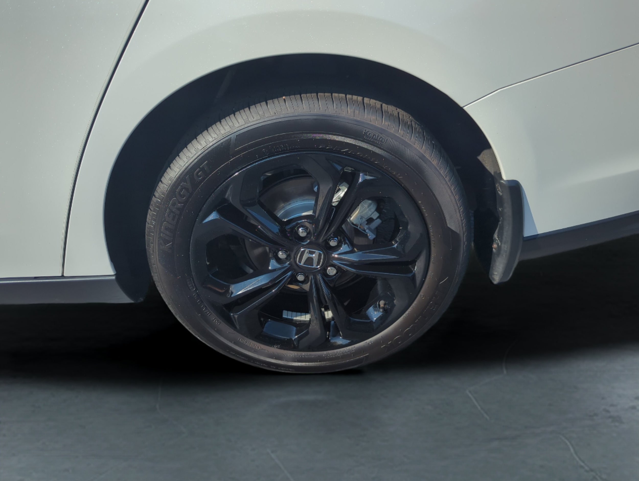 2025 Honda Accord SE - Photo 30