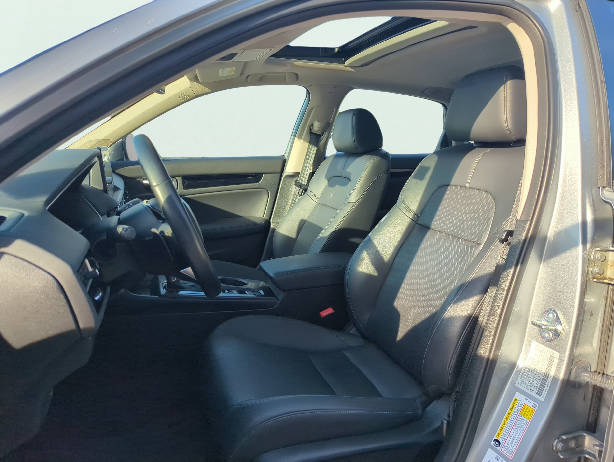 2024 Honda Civic Touring - Photo 14