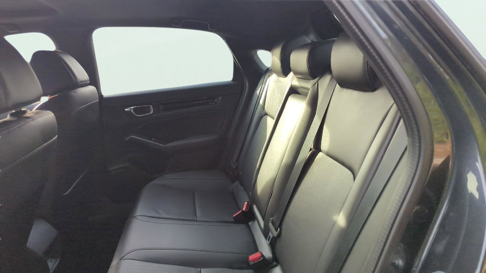 2022 Honda Civic Hatchback Sport Touring - Photo 12