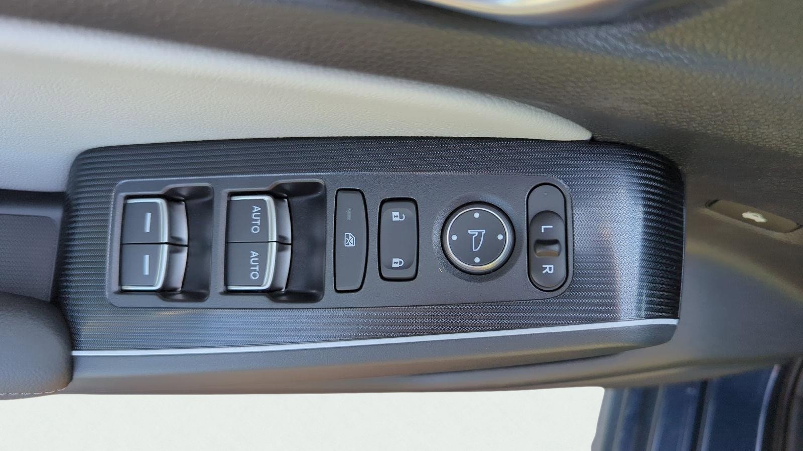 2026 Honda Civic Sport Touring - Photo 15