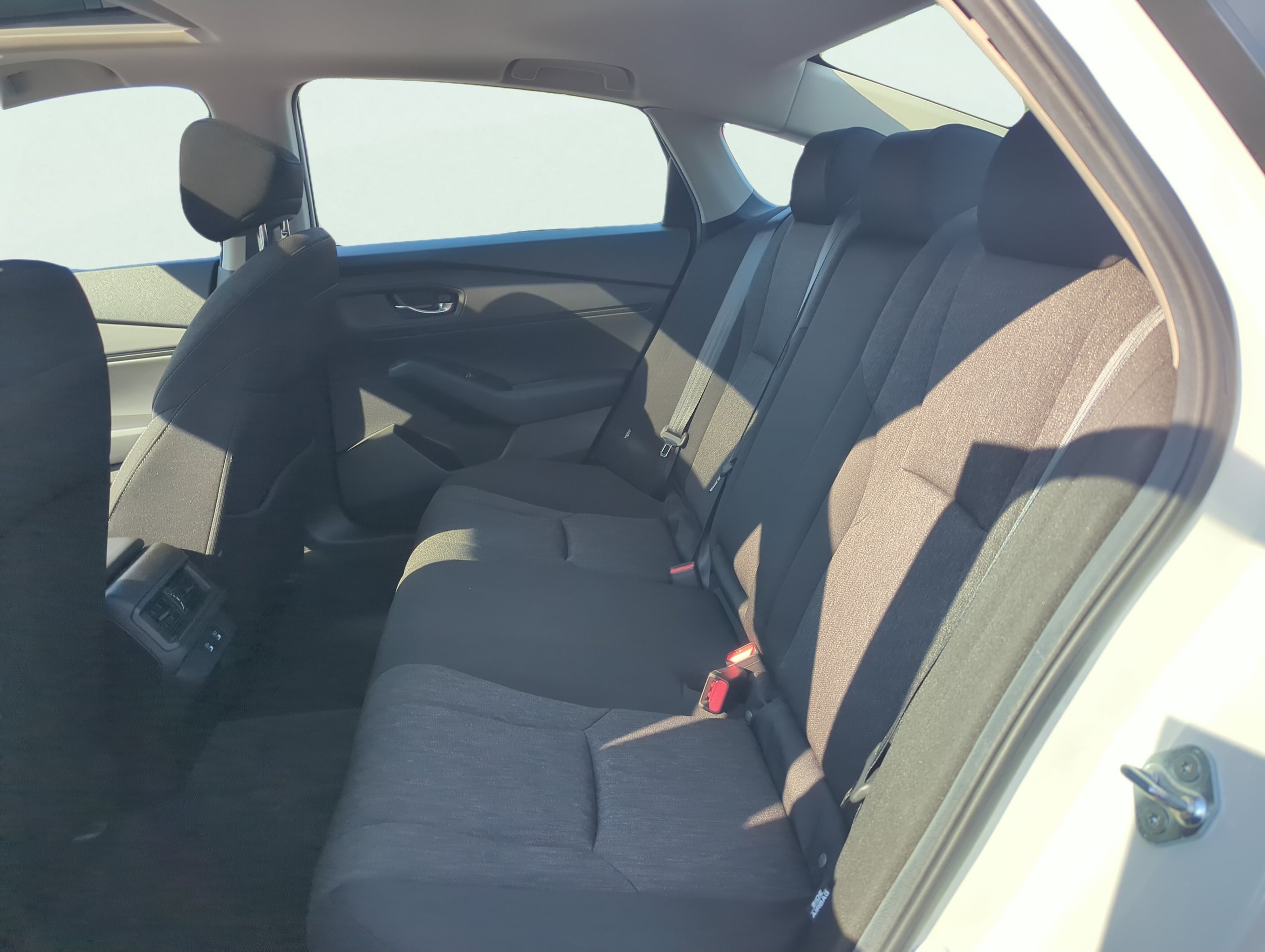 2025 Honda Accord SE - Photo 16