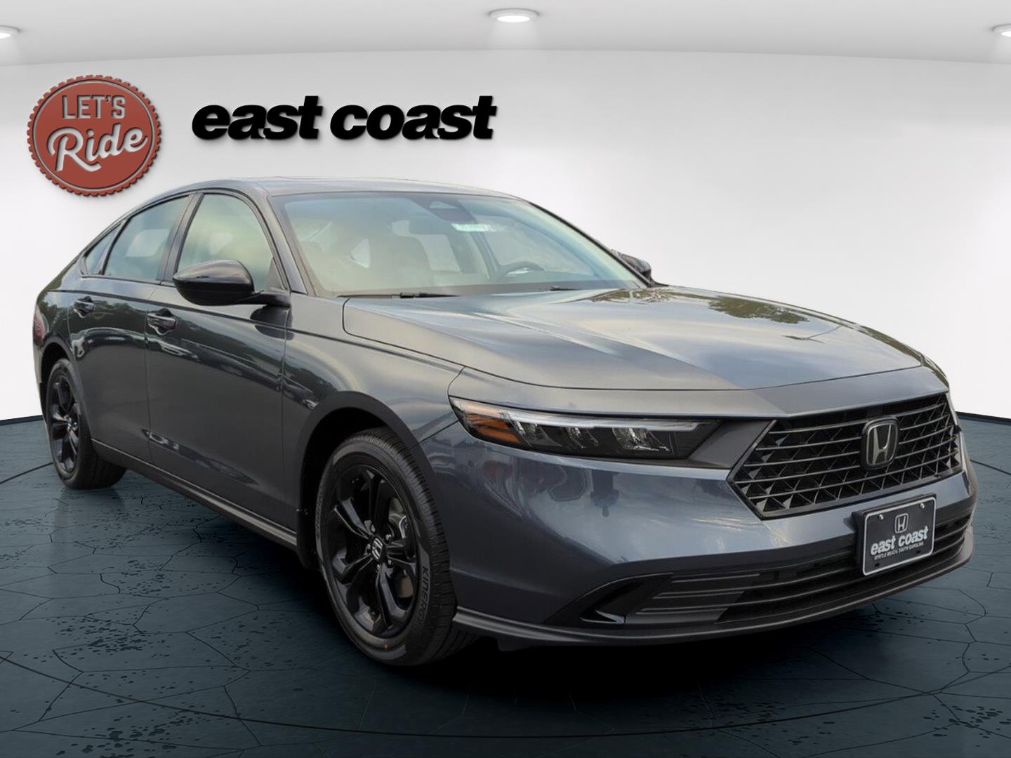 2025 Honda Accord SE photo 2