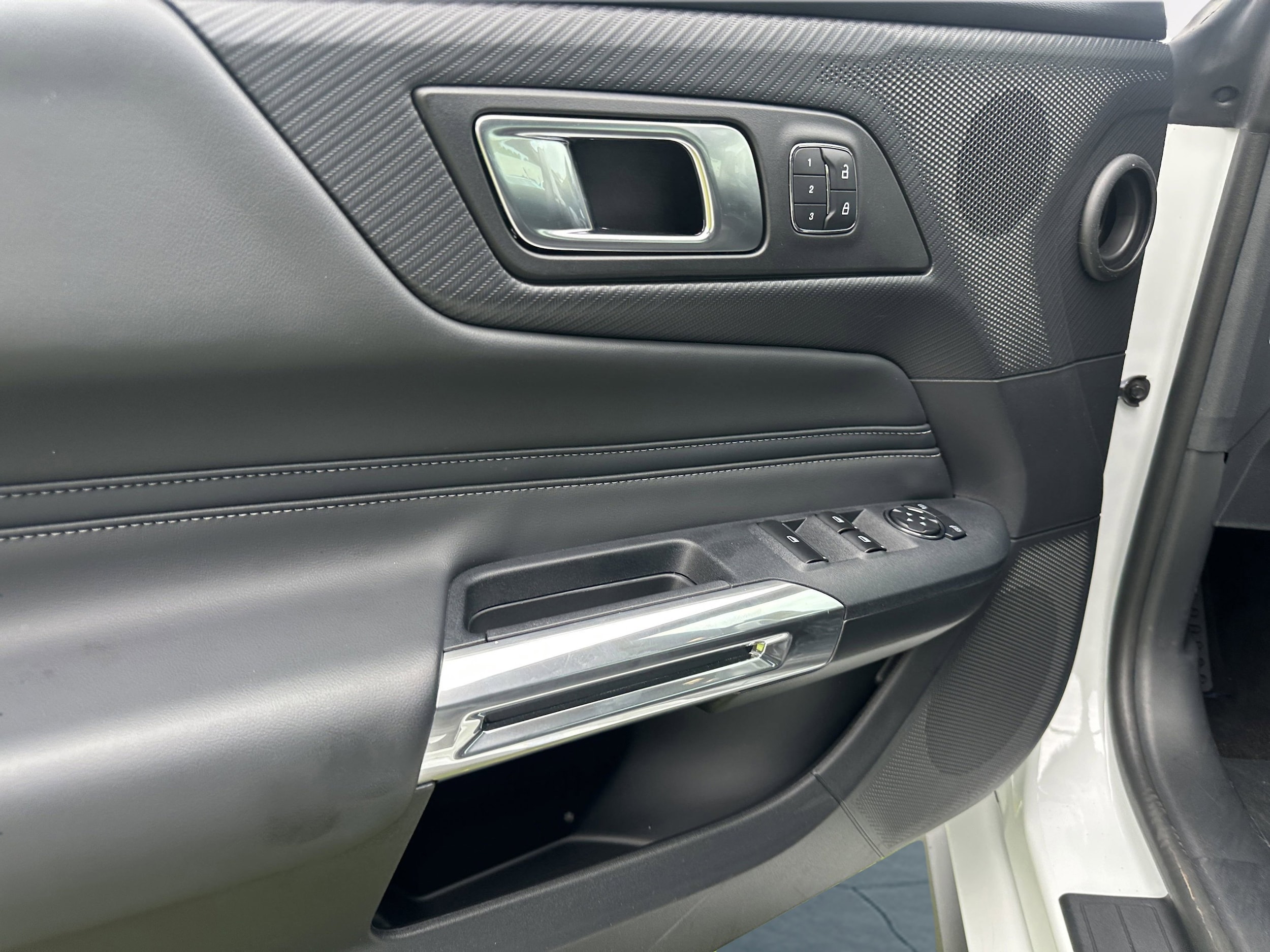 2024 Ford Mustang GT Premium - Photo 12