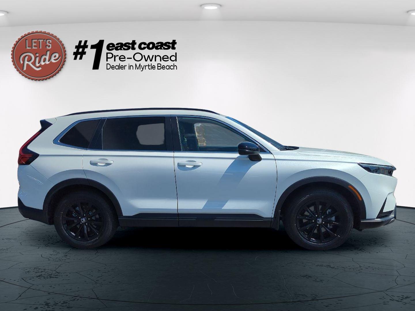 2023 Honda CR-V Hybrid Sport photo 2
