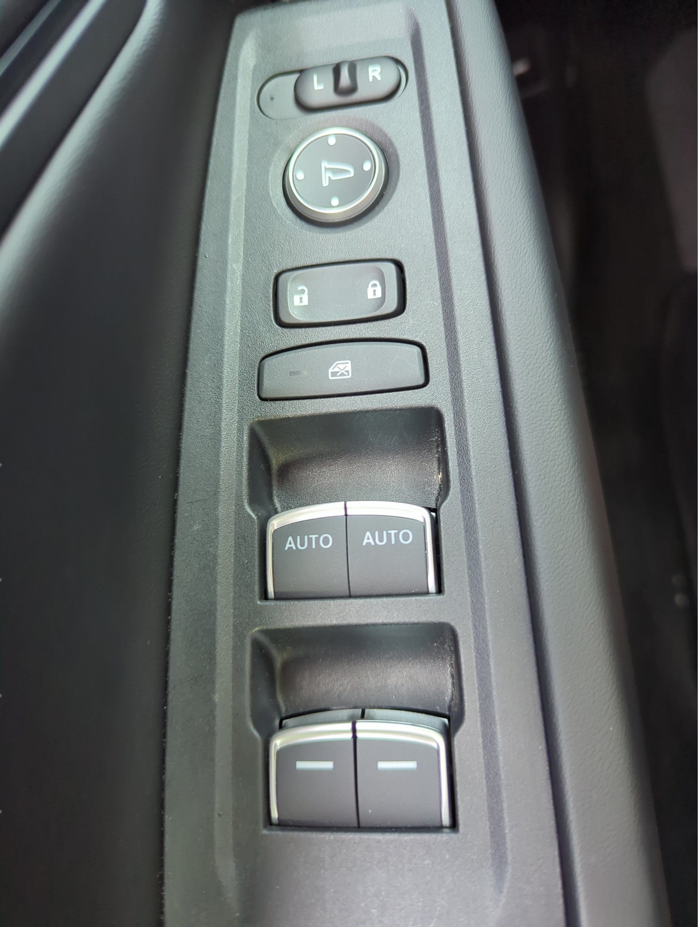 2024 Honda Accord EX - Photo 22