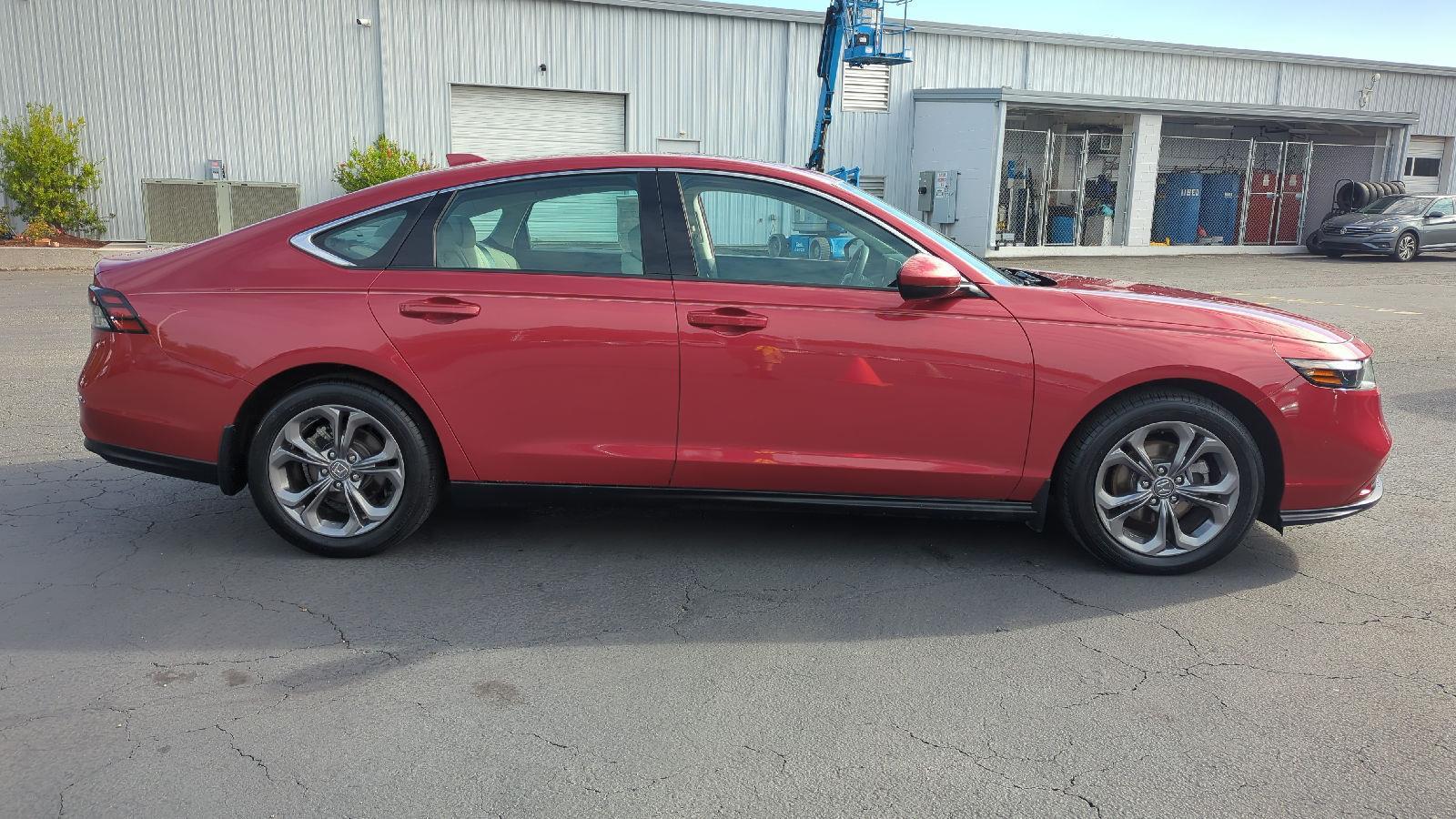 2024 Honda Accord EX photo 4