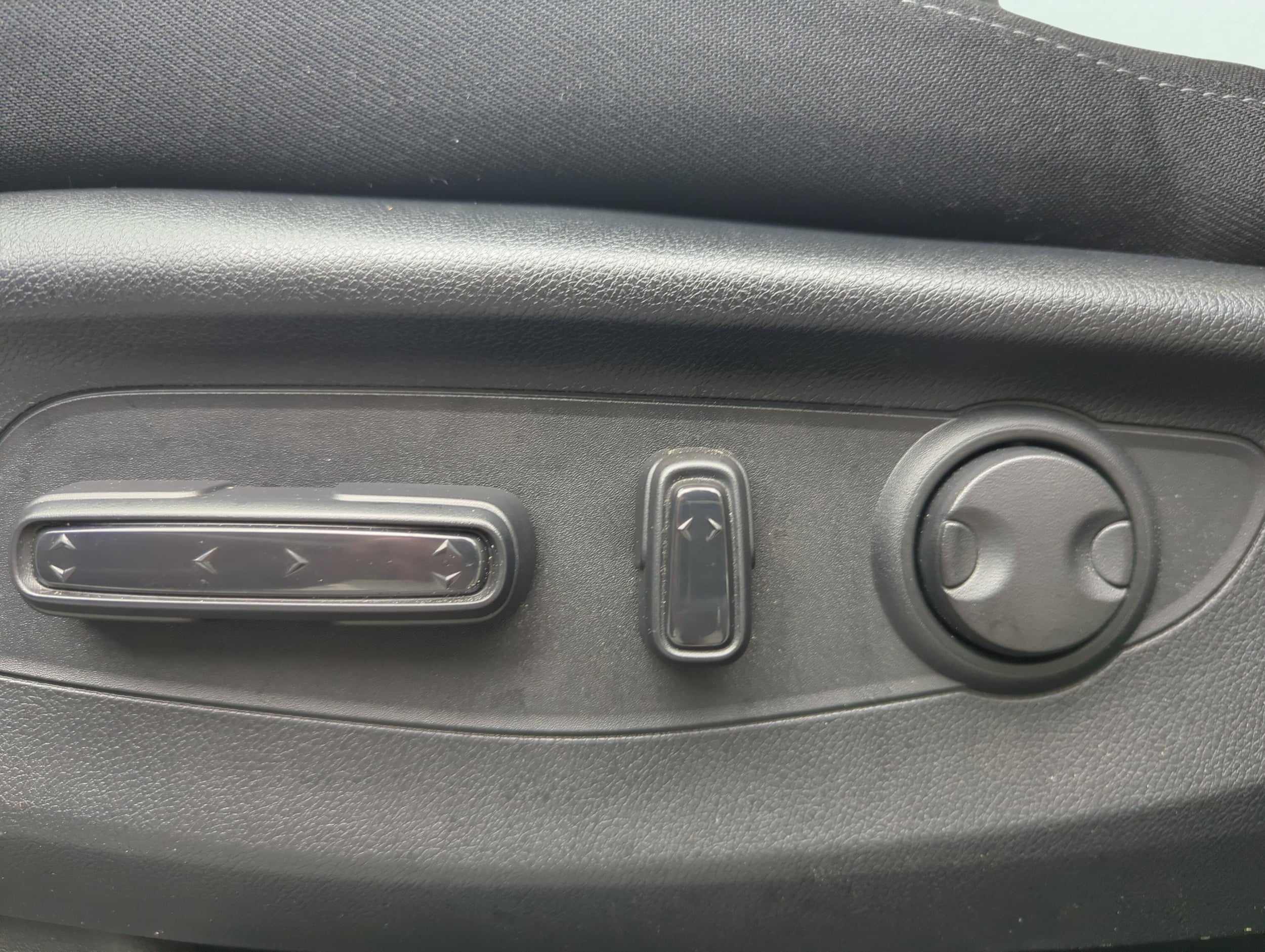 2025 Honda CR-V EX - Photo 29