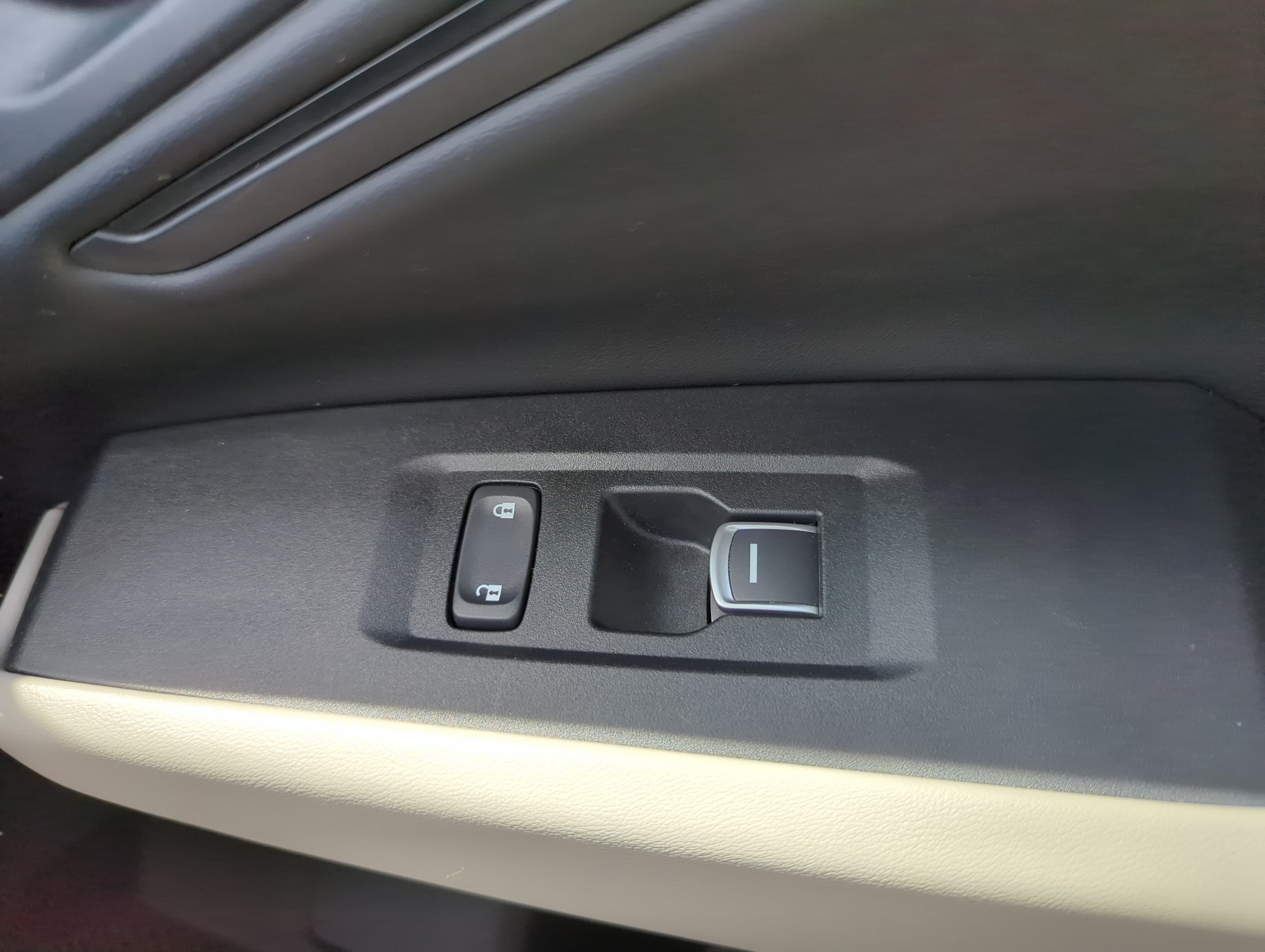 2024 Honda Accord Hybrid EX-L - Photo 35
