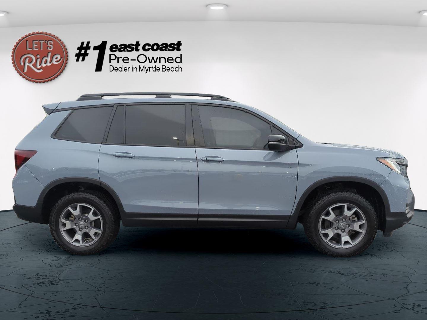 2022 Honda Passport TrailSport photo 2