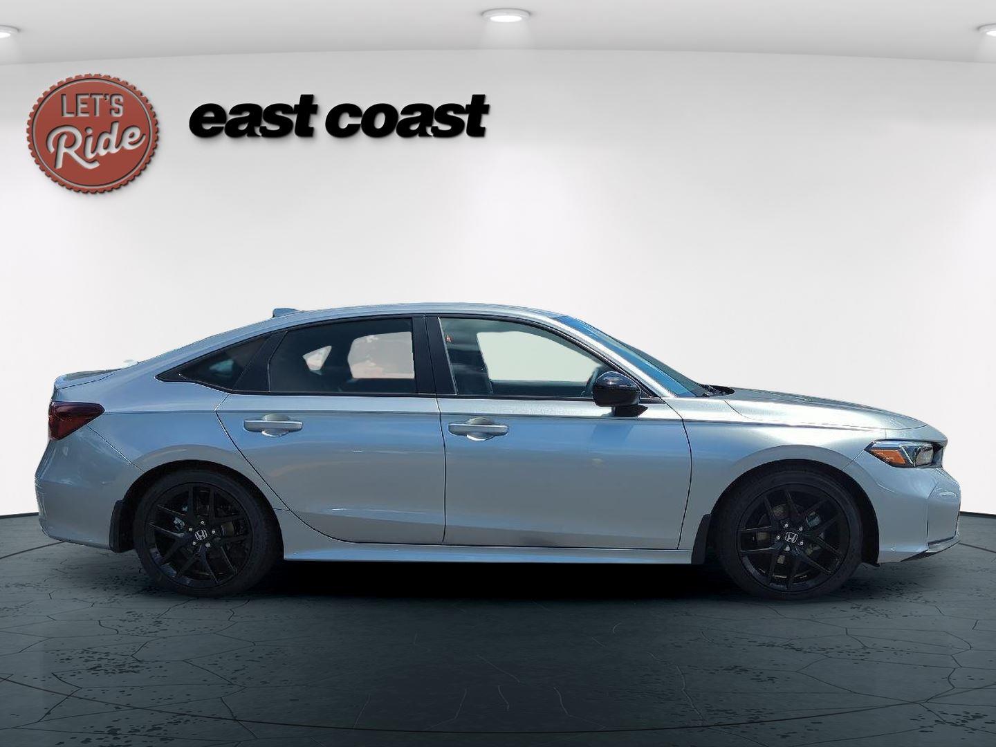 2026 Honda Civic Sport photo 4