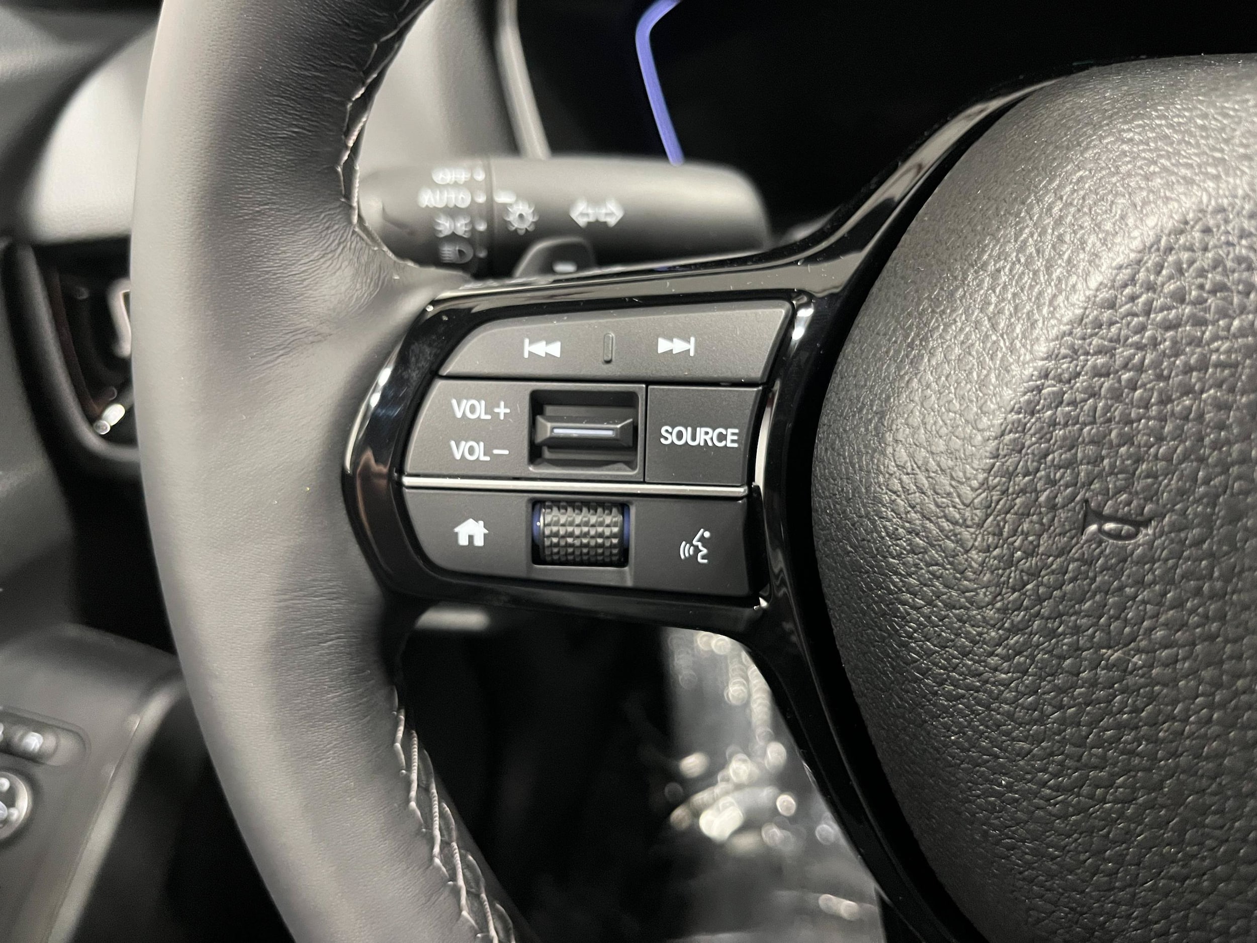 2026 Honda Civic Hatchback Sport - Photo 28