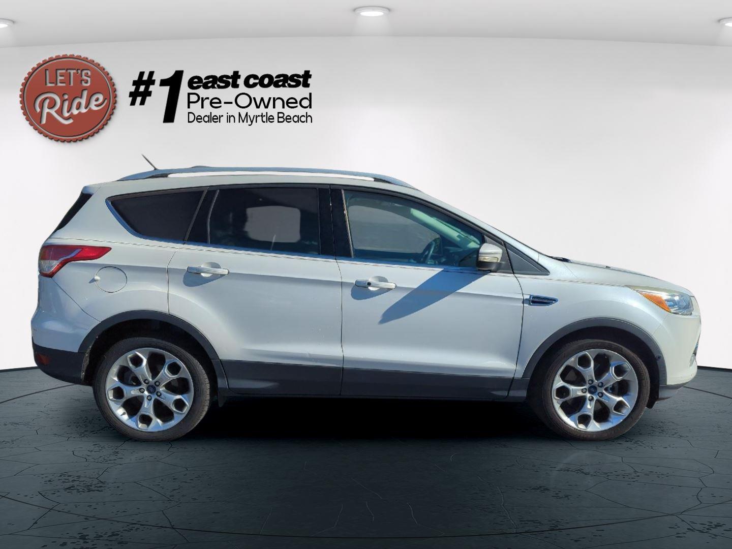 2014 Ford Escape Titanium photo 4