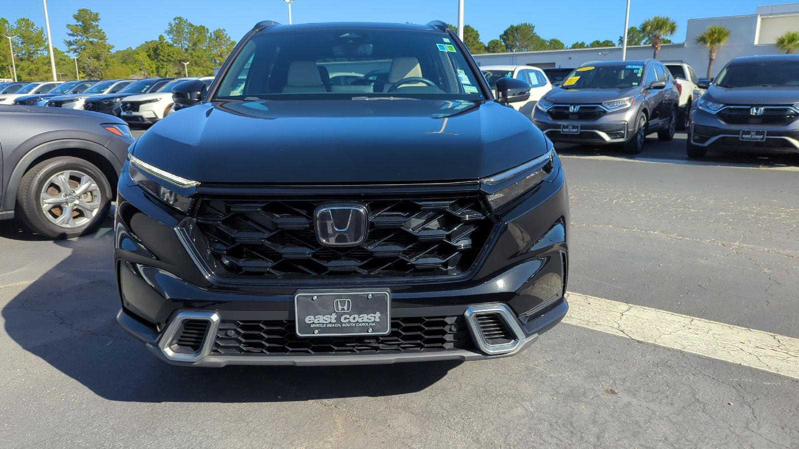 2023 Honda CR-V Hybrid Sport Touring photo 2