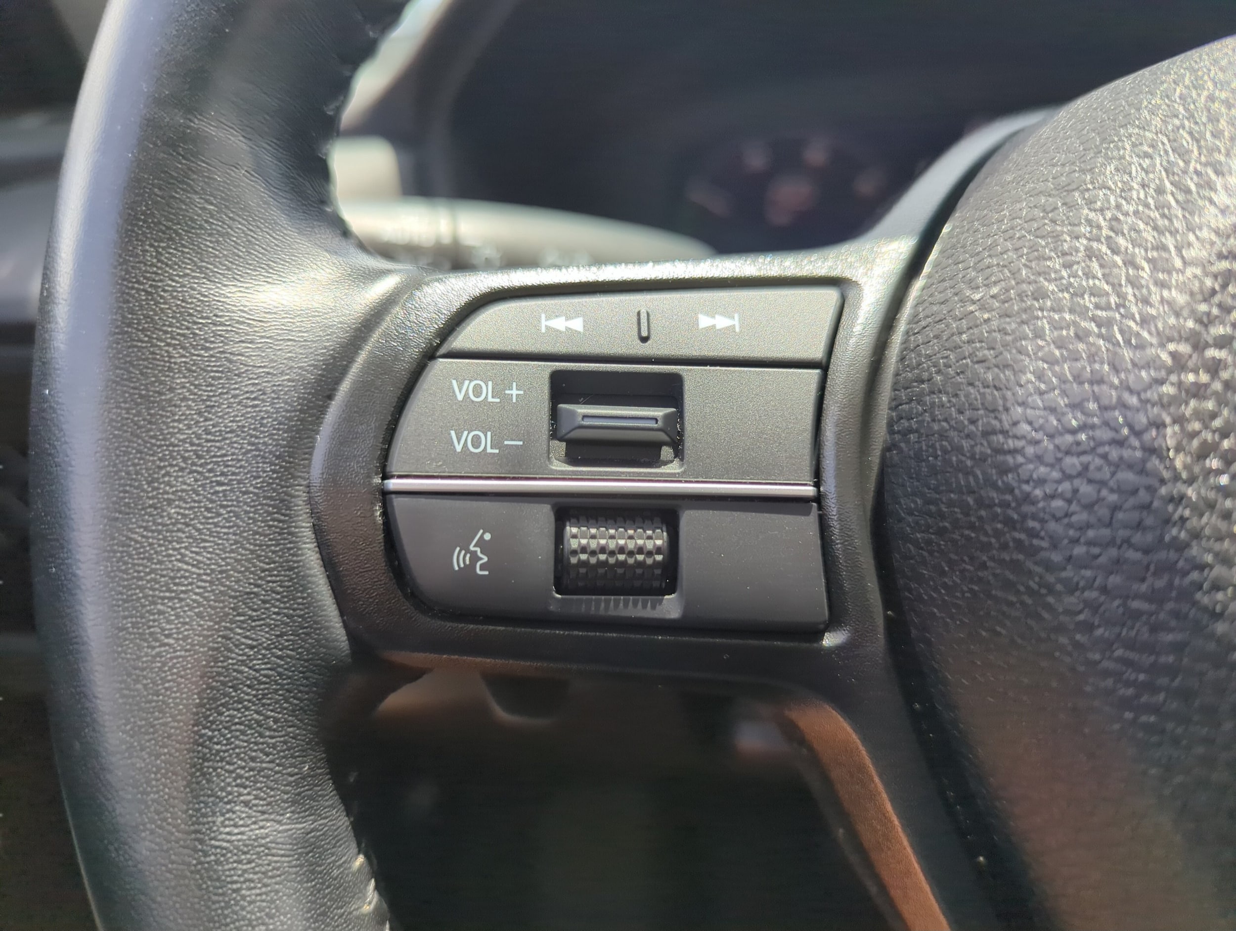 2024 Honda Accord Hybrid EX-L - Photo 18