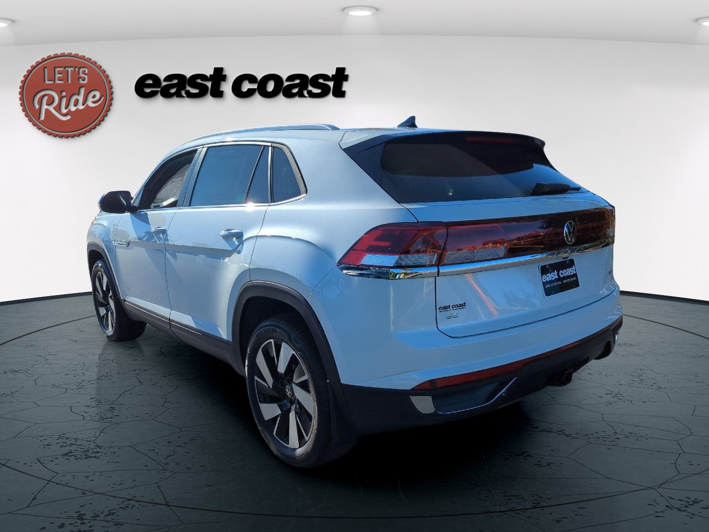 2026 Volkswagen Atlas Cross Sport SE w/Tech - Photo 8