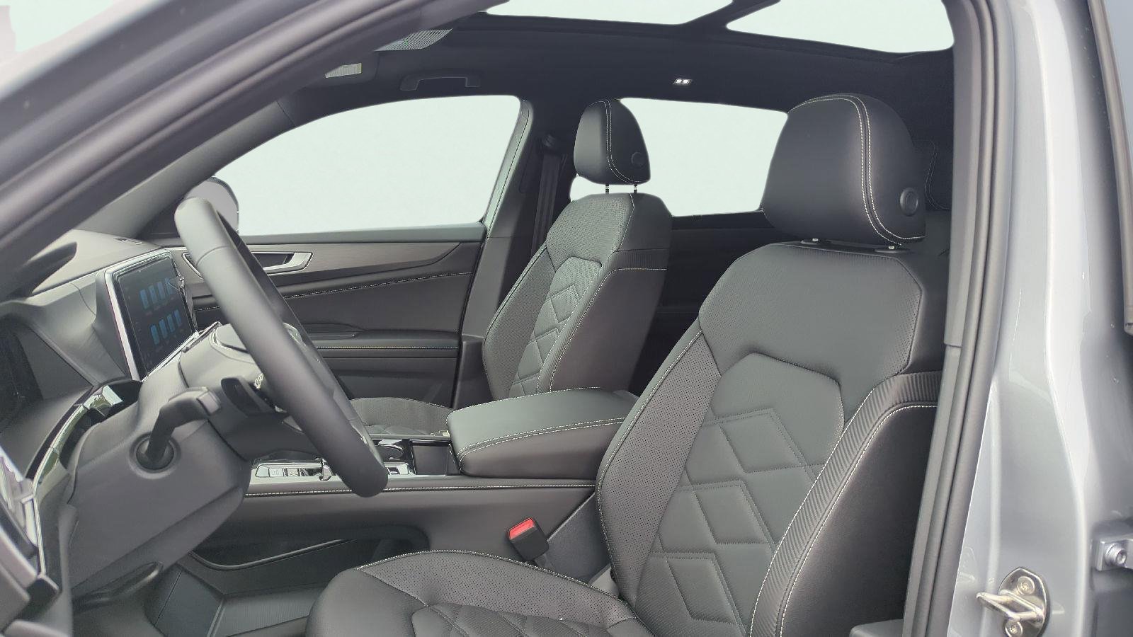 2026 Volkswagen Atlas Cross Sport SE w/Tech - Photo 17