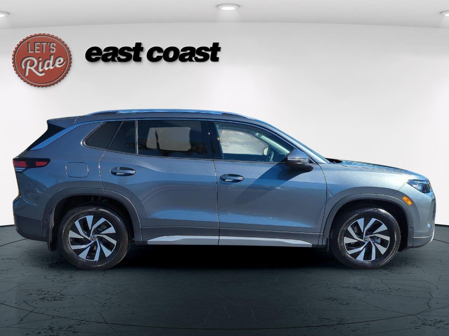 2026 Volkswagen Tiguan S photo 4