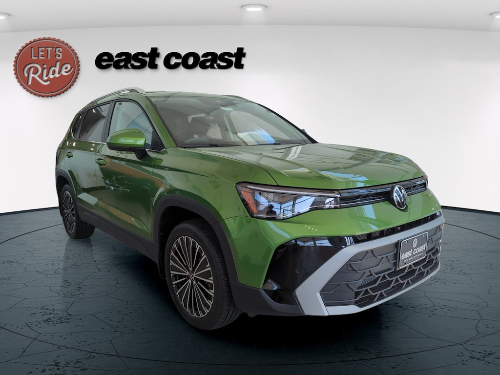 New 2026 Volkswagen Taos 1.5T SE SUV