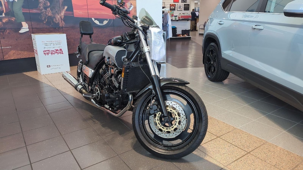 Used 1998 Yamaha VMX12