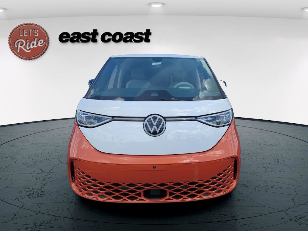 New 2025 Volkswagen ID. Buzz Pro S Plus Van Passenger Van