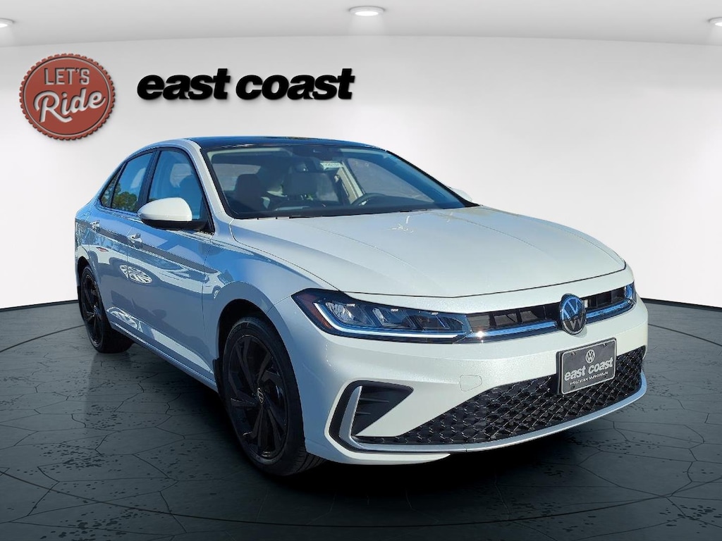 New 2026 Volkswagen Jetta SE Sedan