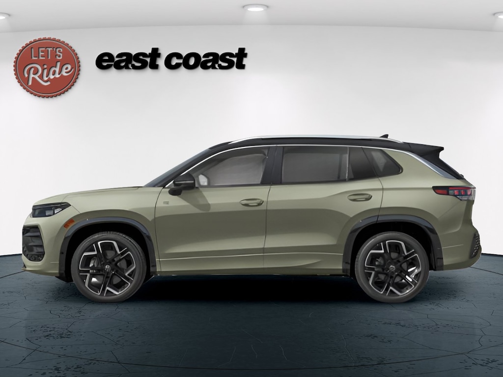 New 2026 Volkswagen Tiguan SEL R-Line Turbo SUV